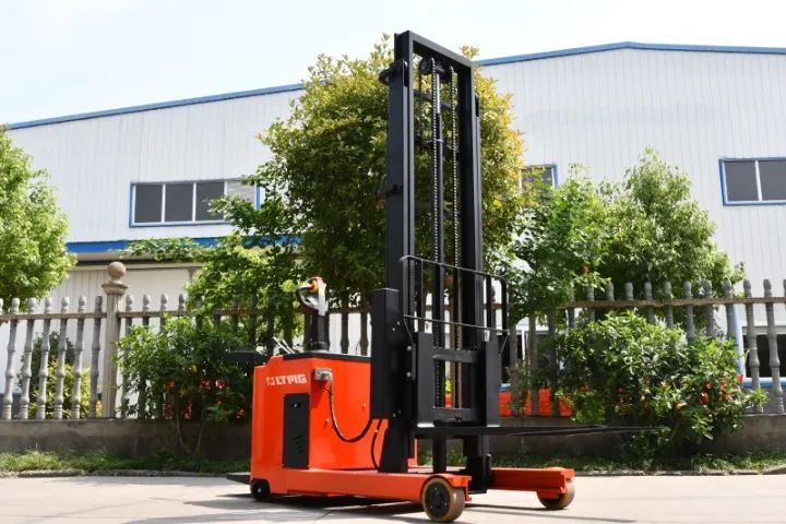 Paleteira para porta pallet - 5 metros - 2 toneladas - Foto 3