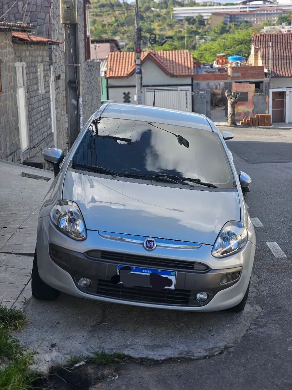Vendo Fiat punto 1.6 2013 motor etorq com apenas 88 mil km rodandos 