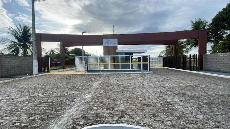 Terreno no "Cond. Res. Meridiem Praia Mar" - Centro - Estância/SE