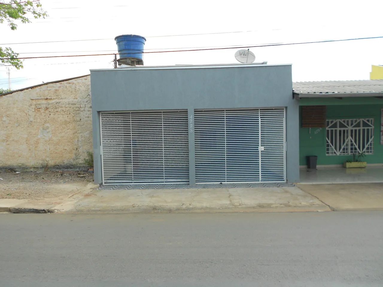 CASA TÉRREA EM EXCELENTE LOCALIZAÇÃO - 02 QUARTOS. - Foto 2