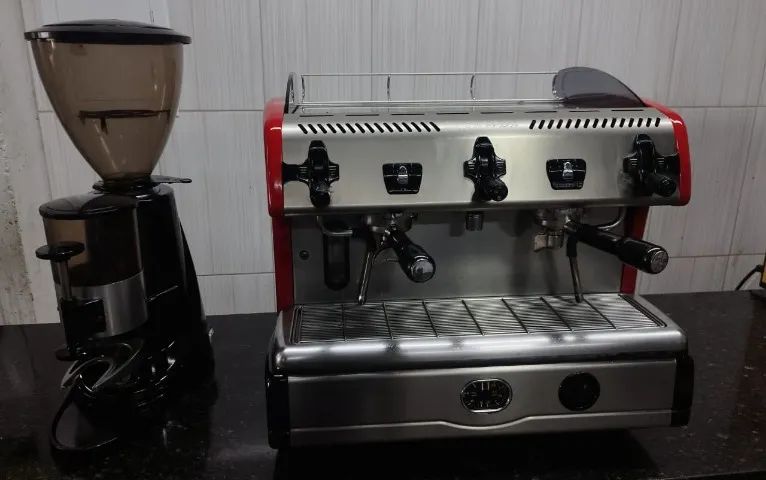 Maquina Cafe La Spaziale 2 grupos + Moinho Astro 12 - Foto 3