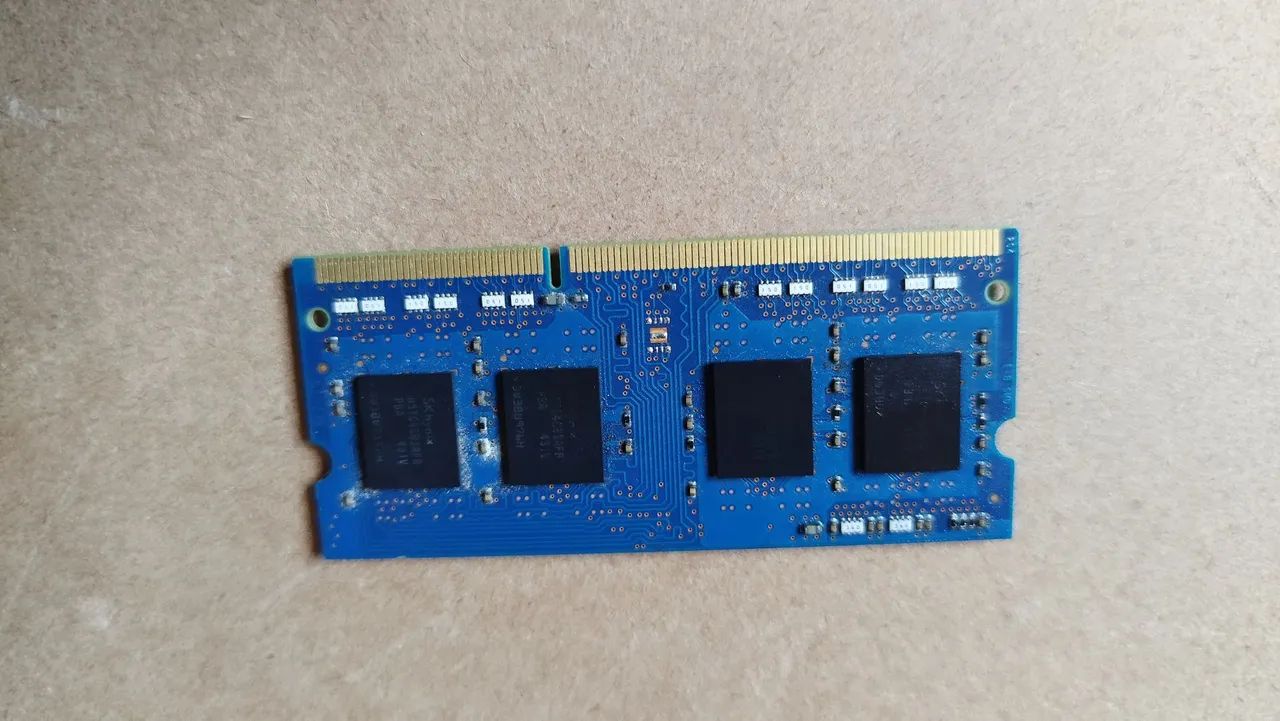 Memória RAM SK Hynix 4GB DDR3L 1600MHz para notebook - Foto 2
