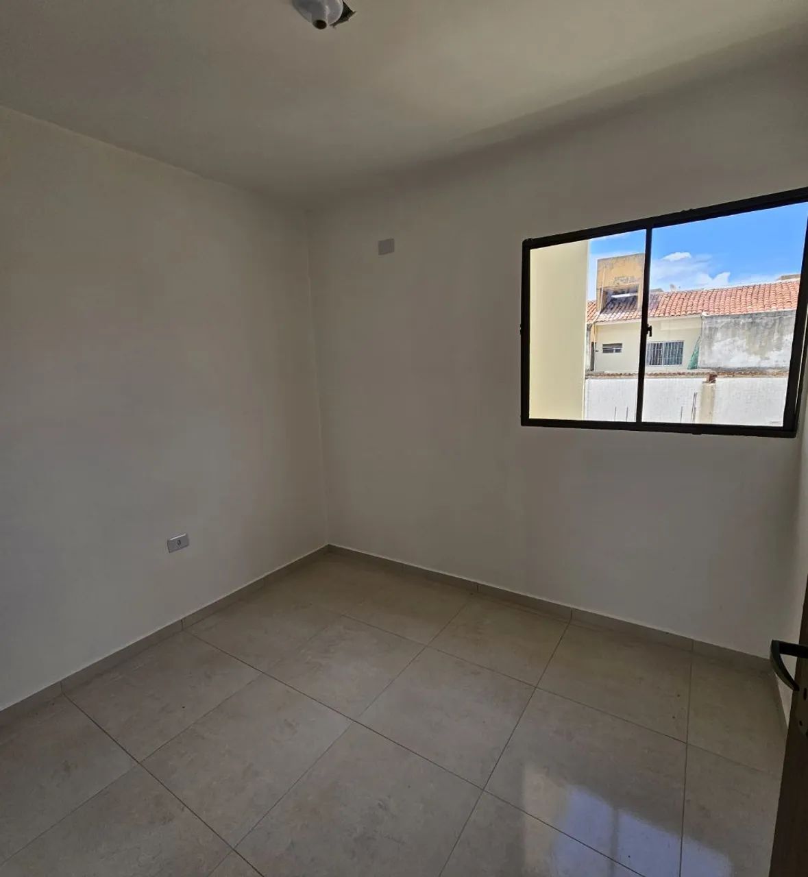 OPORTUNIDADE EM PAU AMARELO PRONTO PRA MORAR PRIVÊ 3Q SENDO 1 SUÍTE RENDA 5.000 A PARTIR! - Foto 4
