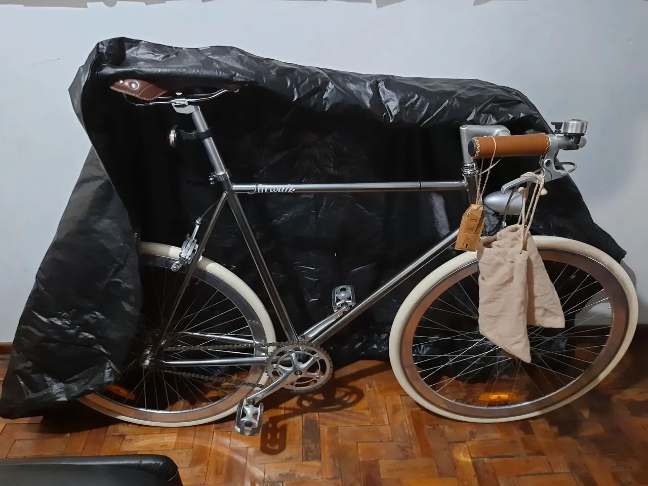 Bicicleta Fixa Airwalk Aro 700c, ORIGINAL.  - Foto 2