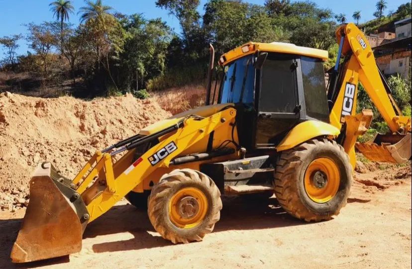 Retroescavadeira jcb 3cx 2012 - Foto 2