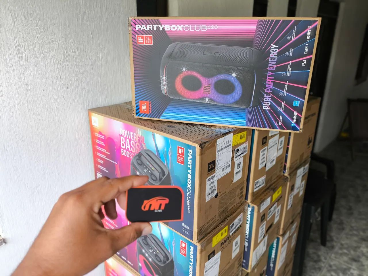 Caixa de Som Bluetooth JBL Partybox Club 120 - 1 Ano de Garantia Nota Fiscal  - Foto 4