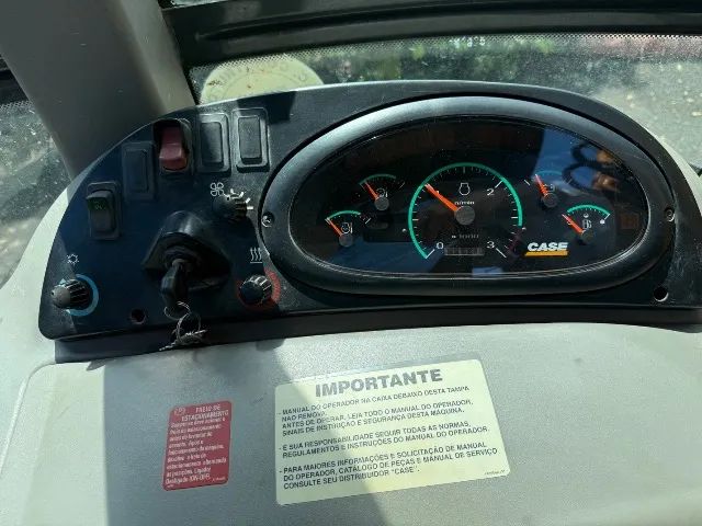 Retroescavadeira CASE 580 N - Foto 5