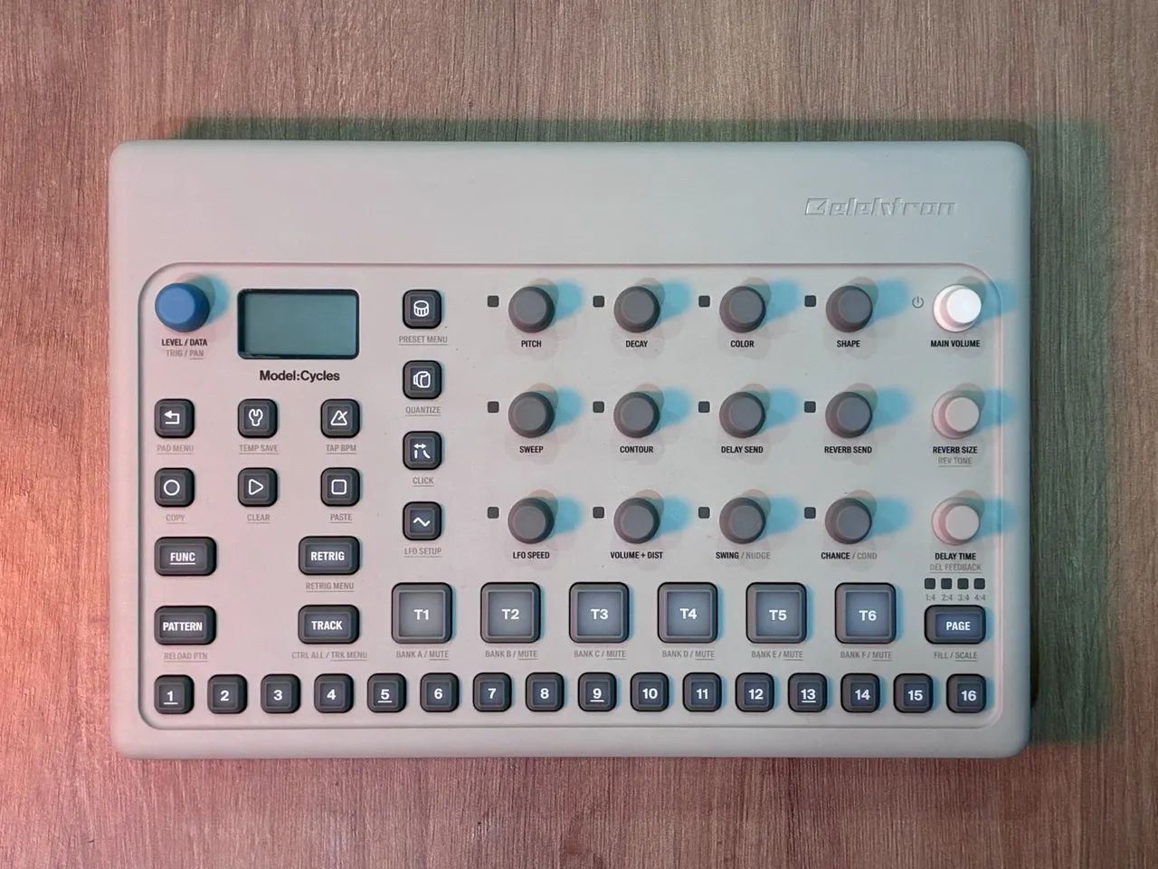 Elektron Model:cycles Groovebox - Instrumentos musicais - Setor
