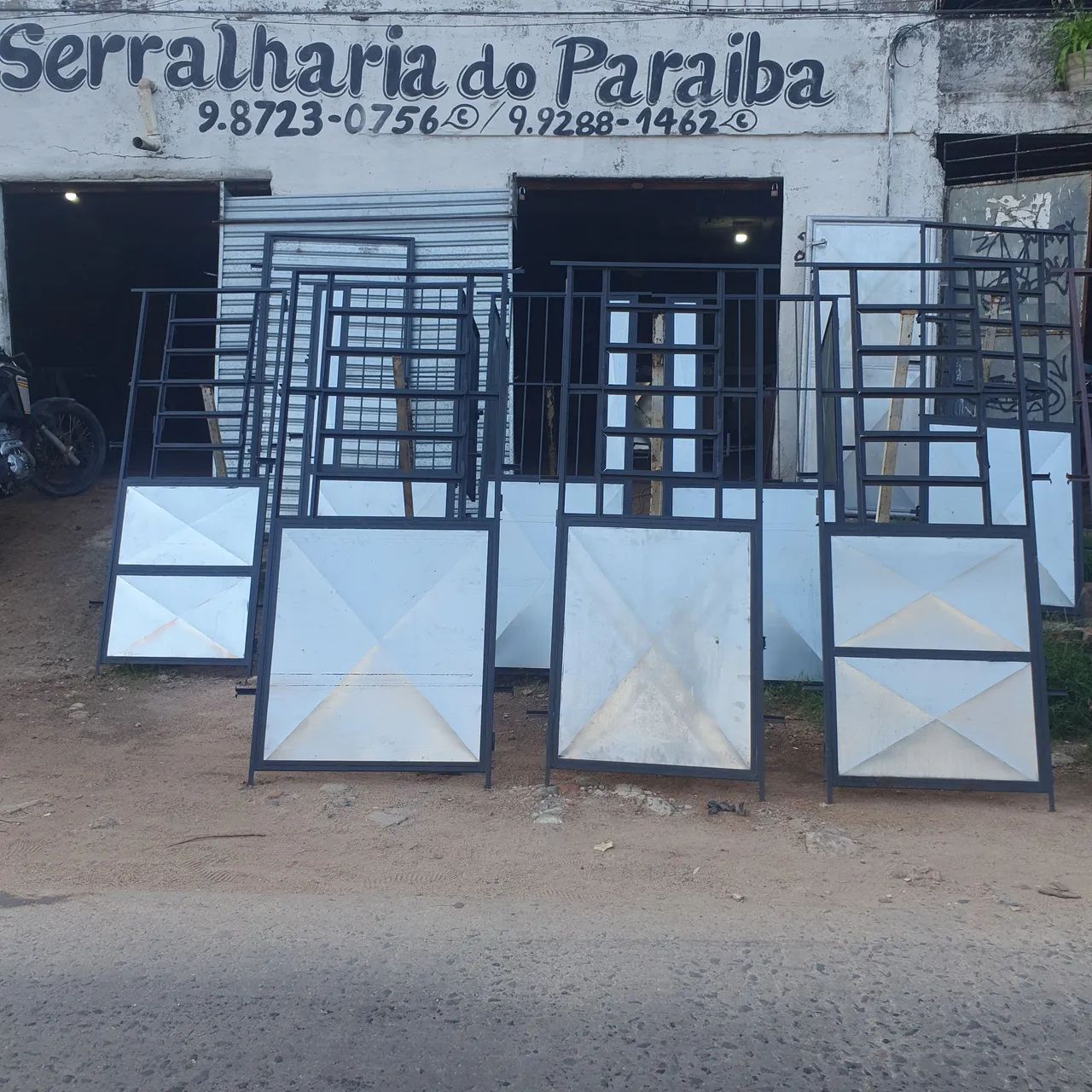 Portas e janelas em aço, novas - Foto 4
