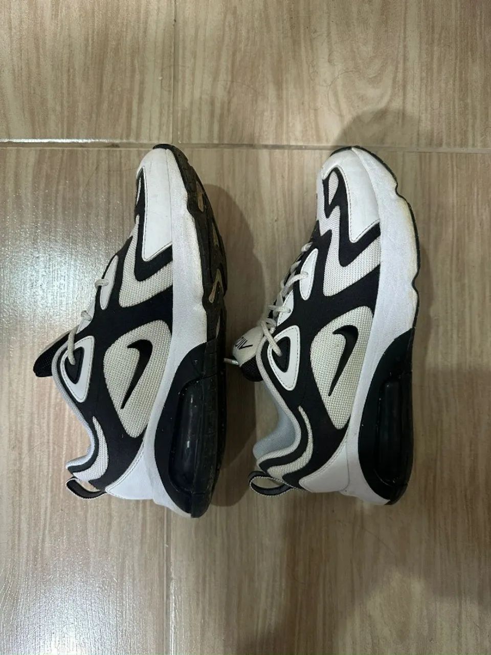 Nike Air Max 200 black e white (preto e branco) - Foto 4
