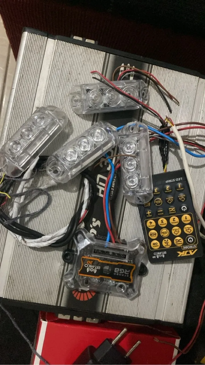 Kit Strobo RGB para Carro