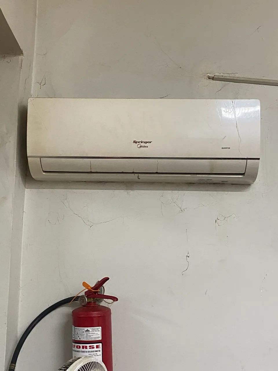 Caixa ar condicionado