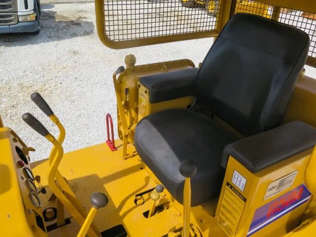 Trator de esteiras Komatsu D50 1979 único dono - Foto 5