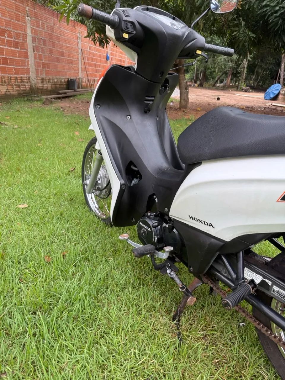 MOTO BIZ C 100 ES