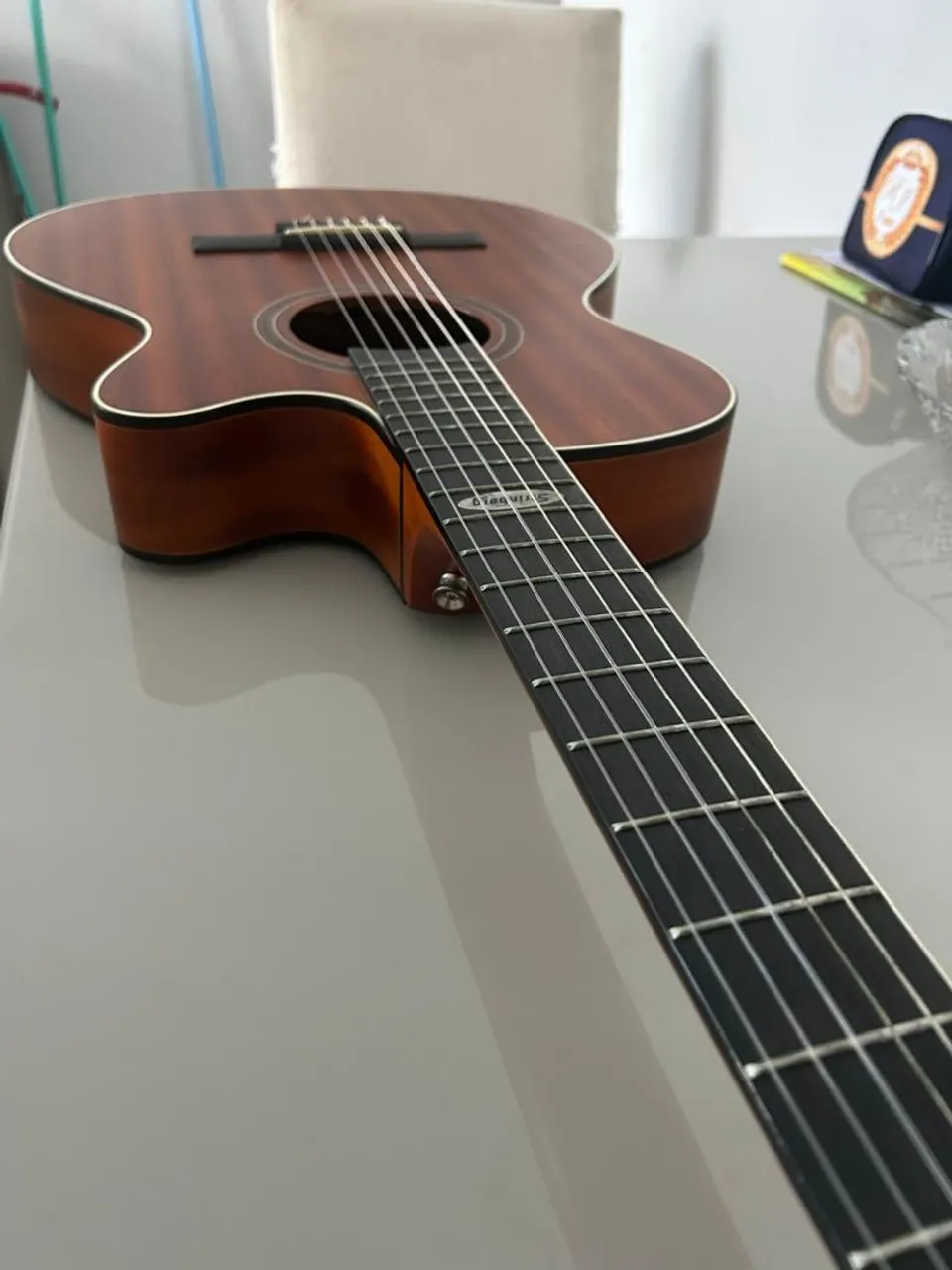 Violão Elétrico Flat Strindberg SL200 + Bolsa Acolchoada de Brinde e 2 baterias