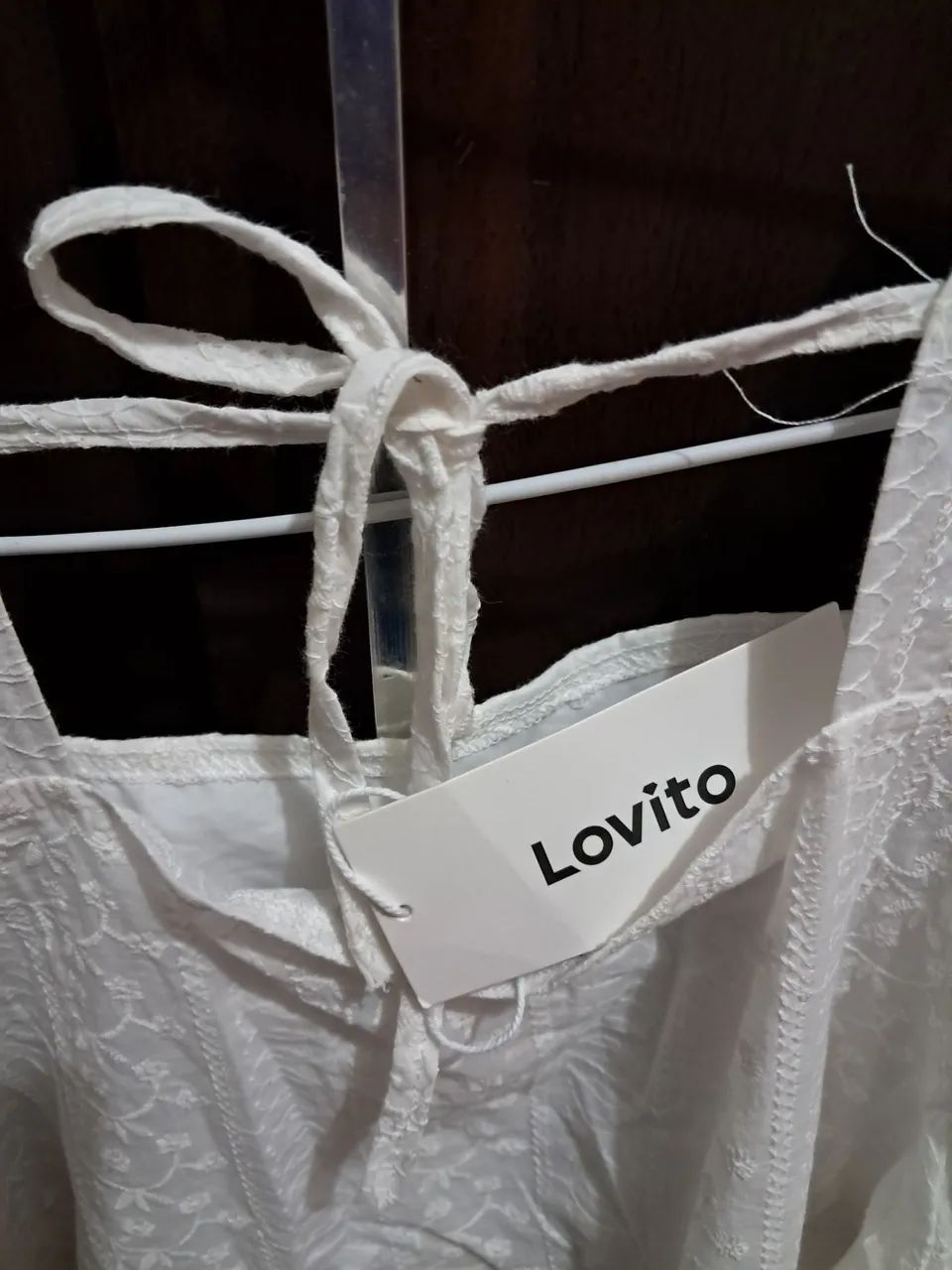 Blusa branca em less Lovito. - Foto 5