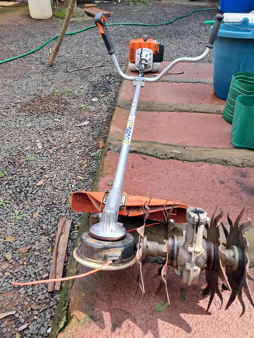 Enxada Rotativa para Roçadeira stil 120  - Foto 4