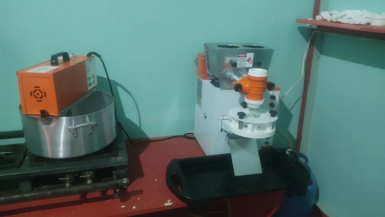 Modeladora de salgado + masseira + fritadeira - Foto 6