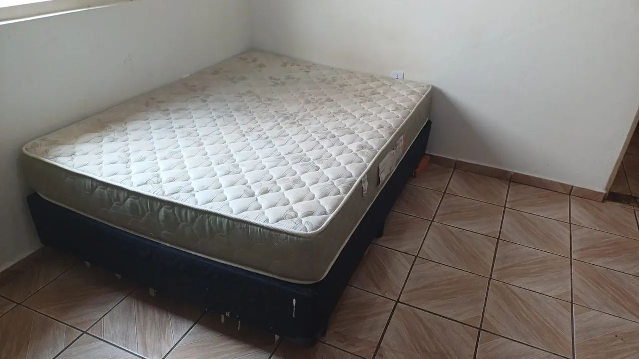 Cama box .medida 1,52