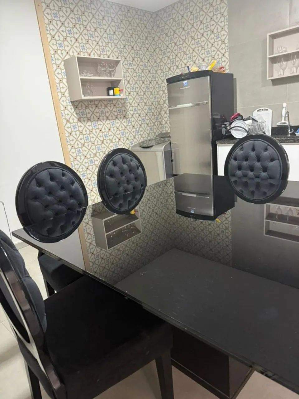 Mesa de jantar poltronas capitone BAIXEEEI