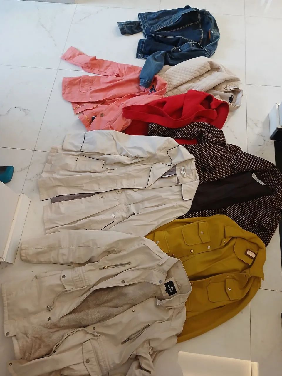 Roupas novas e semi novas 