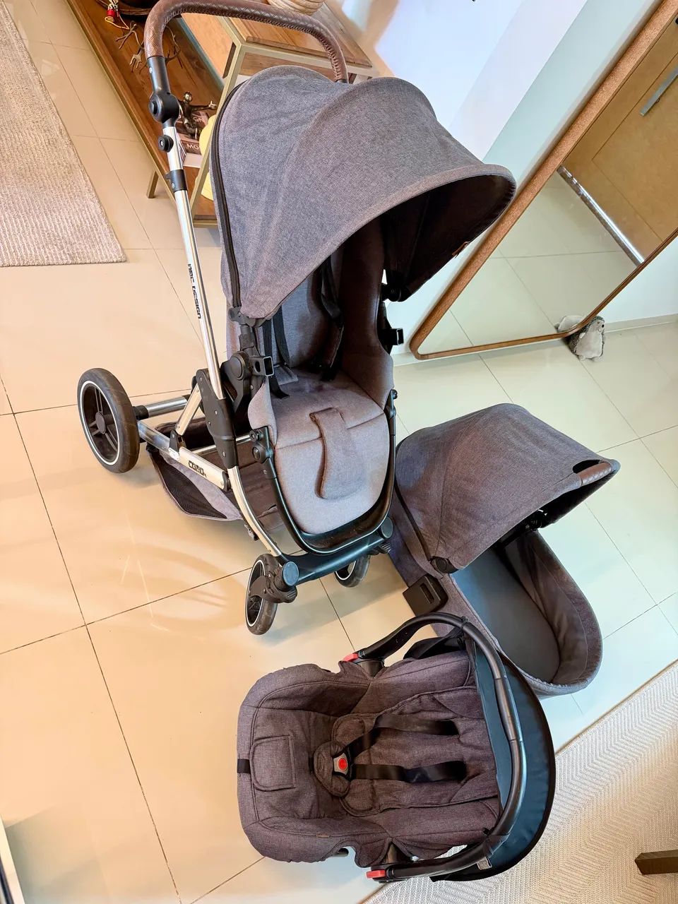 Kit carrinho de bebê + bebê conforto + Moisés
