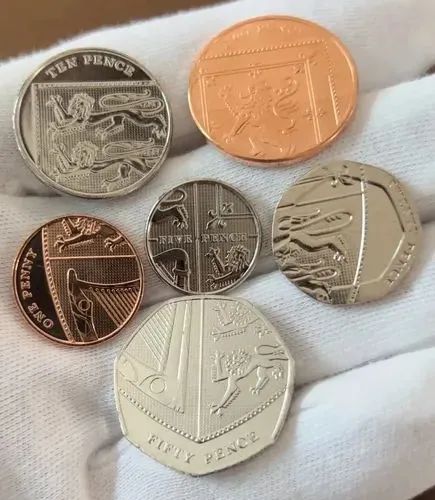 Moedas Inglesas para coleção e presente - Foto 4