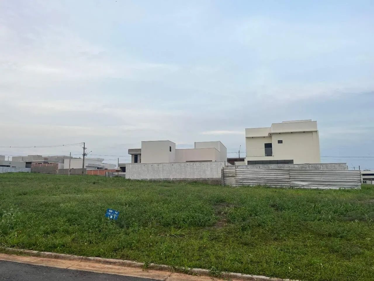 Lote - Condomínio Jardins Siena