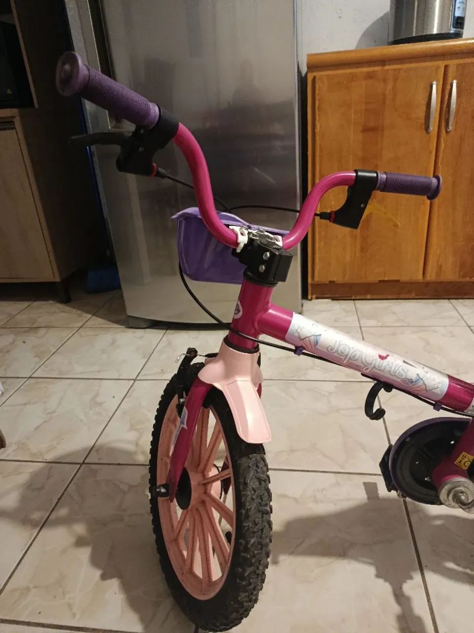 Bicicleta aro 16 com rodinhas  - Foto 3
