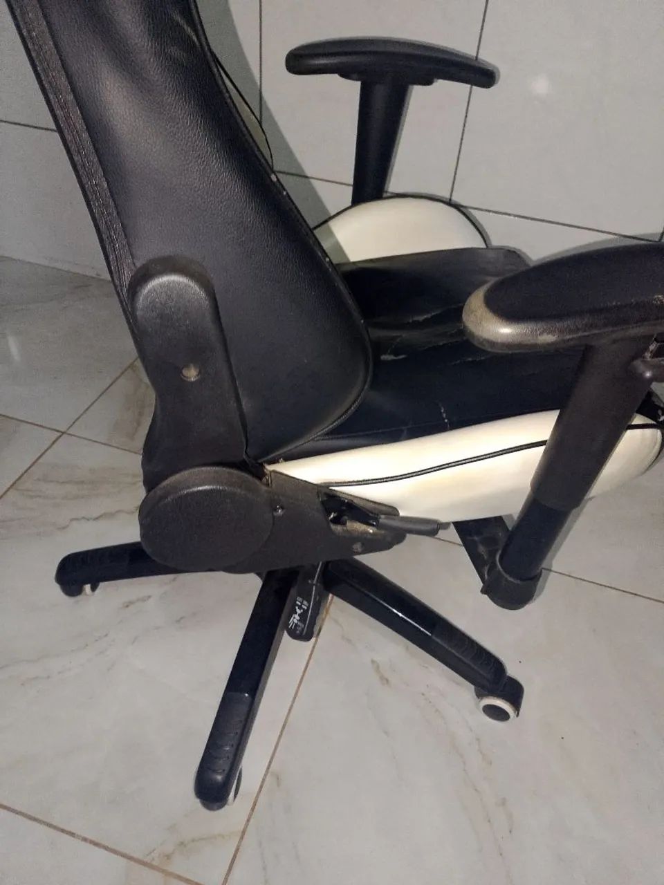 Vendo cadeira gamers mymax  - Foto 2