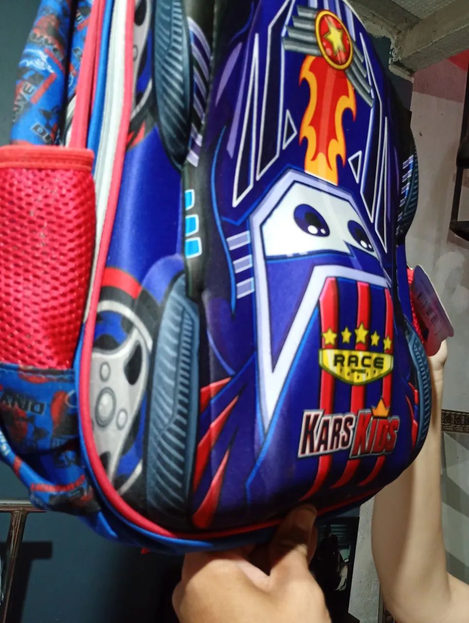 Mochila carros, com efeito 3D e anti impacto 
