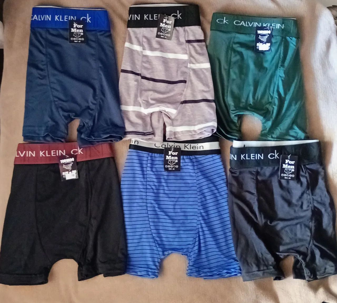 Roupas íntimas ........................................................................... - Foto 2