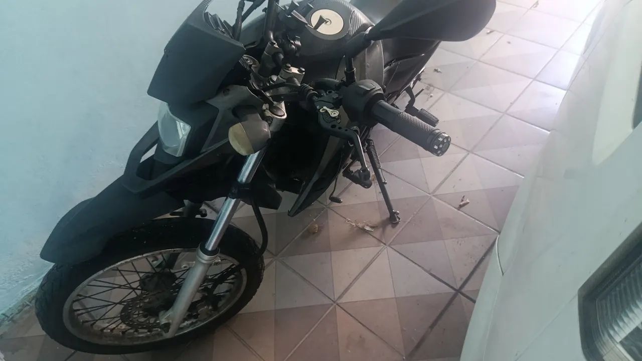 Troco ou vendo  - Foto 3
