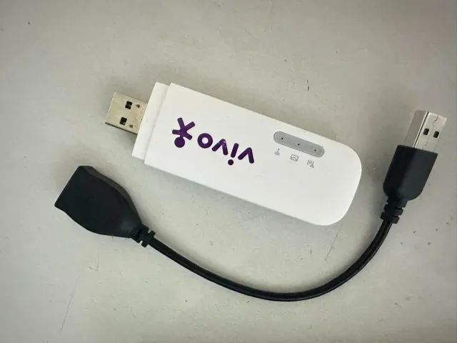 Modem USB 4G com Wi-Fi Huawei - Excelente Estado (Desbloqueado/Pega em qualquer operadora) - Foto 2