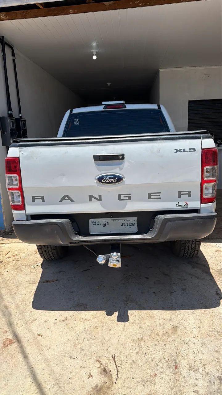 Ford Ranger XLS 2.5 16V 4X2 CD Flex 2016 - Foto 2