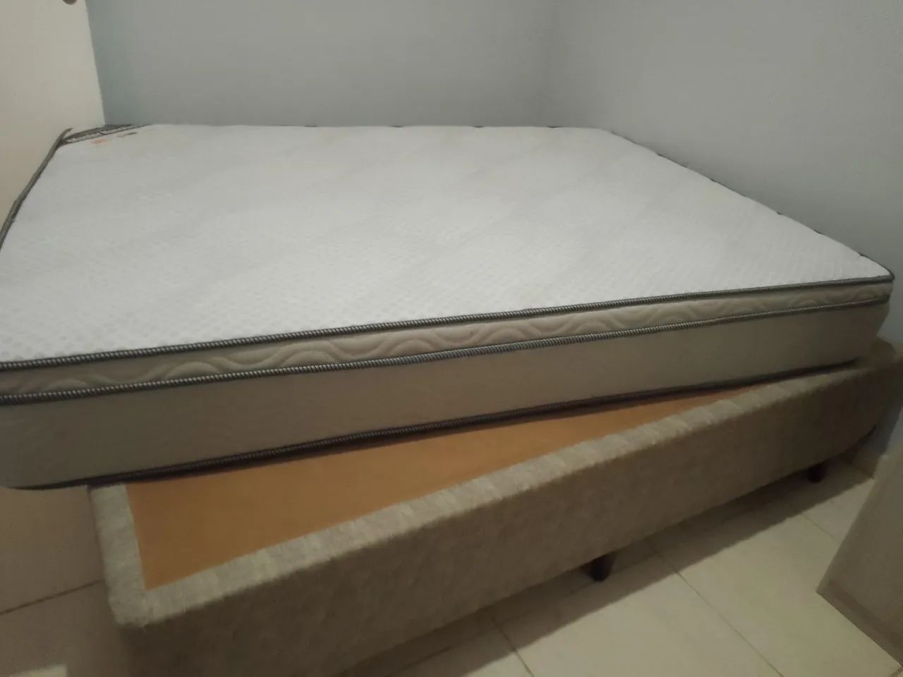Vendo base + colchão de casal - Foto 2