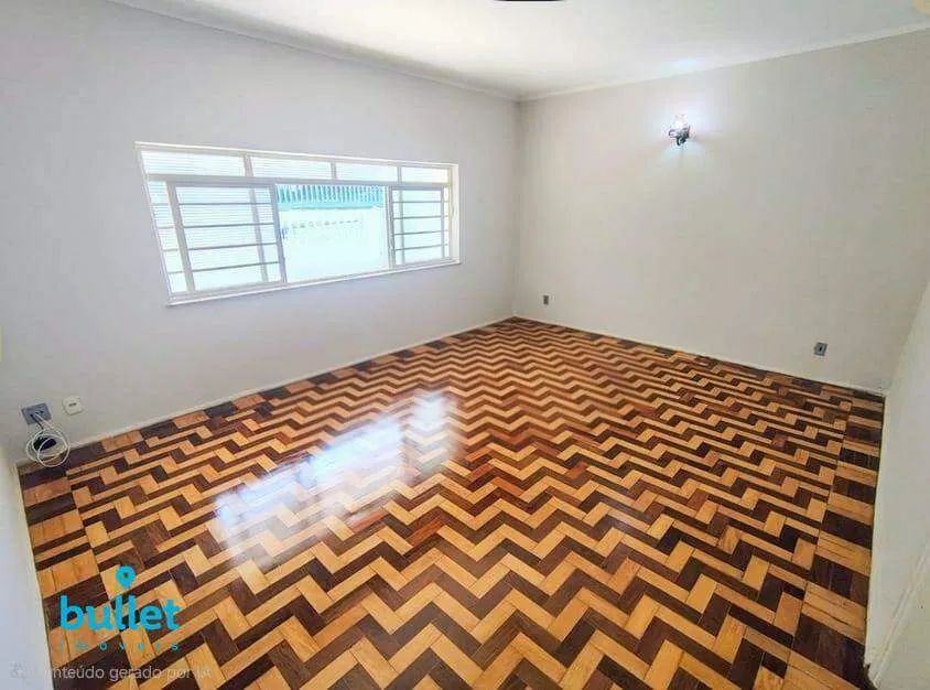 Casa de rua com terreno de 390m2 e supert conservada a venda - Foto 5