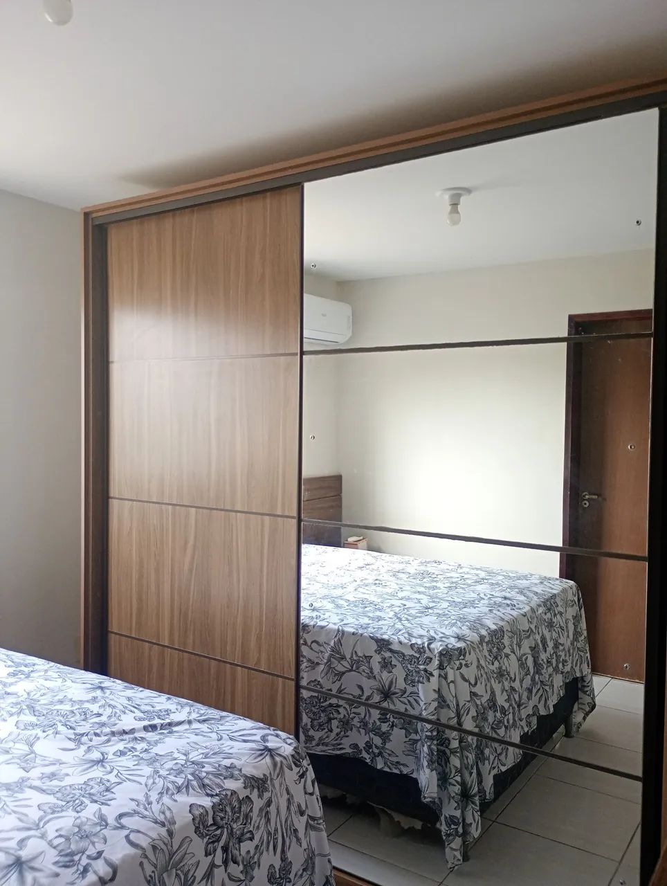 Guarda roupa em excelente estado  - Foto 4