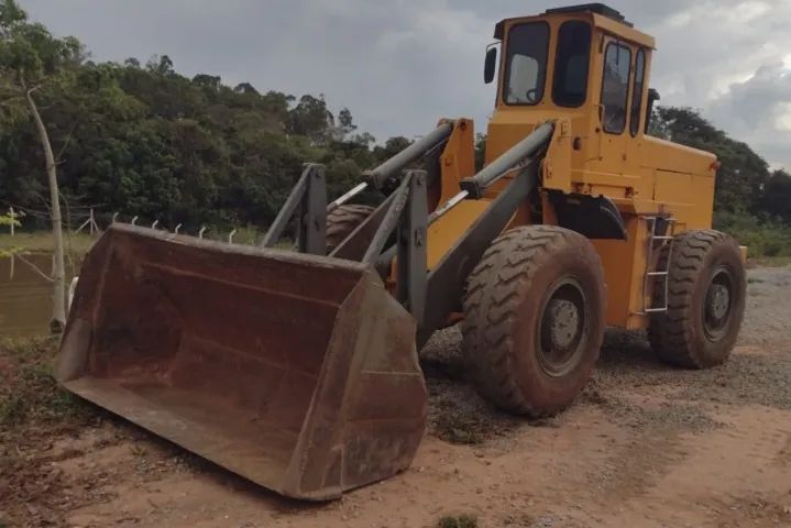 Pá Carregadeira Michigan 55C