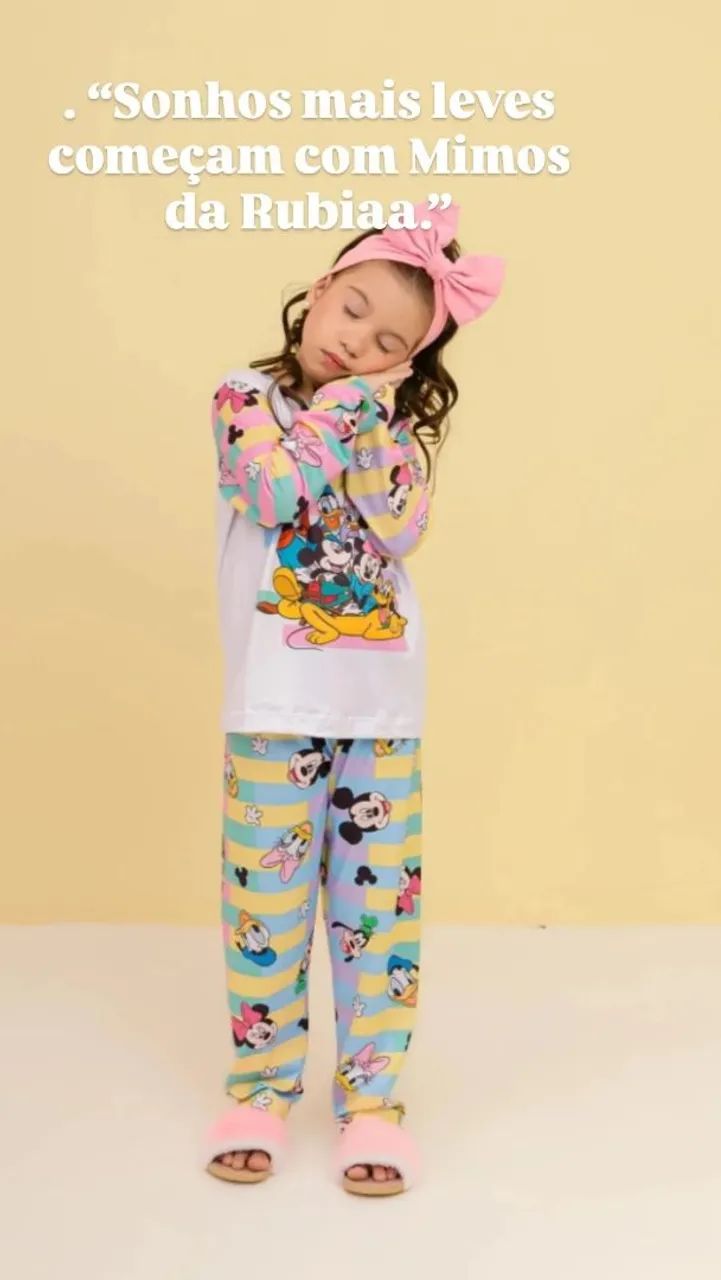 Pijamas infantis em suede 
