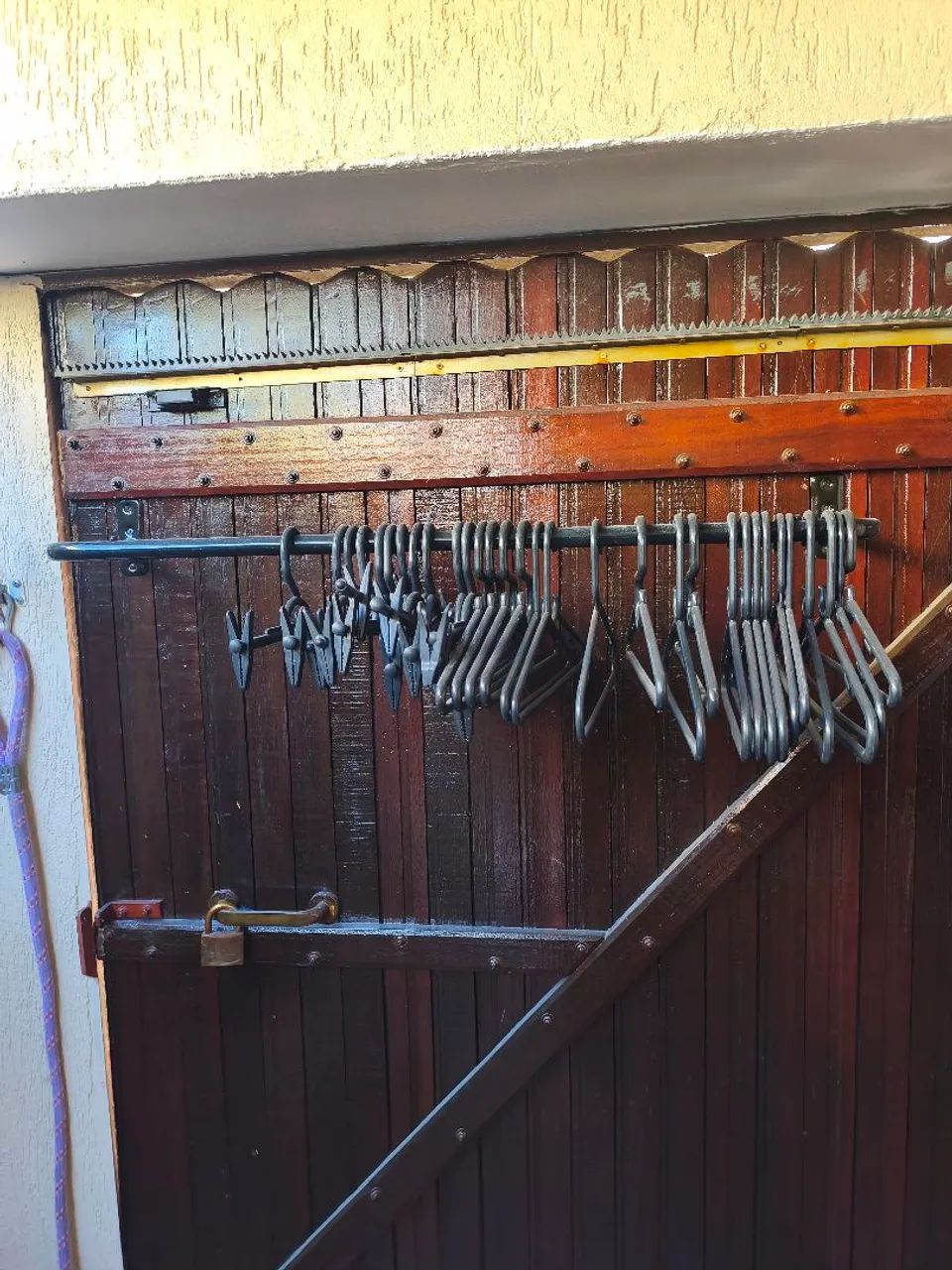 Arara de roupas - Foto 2