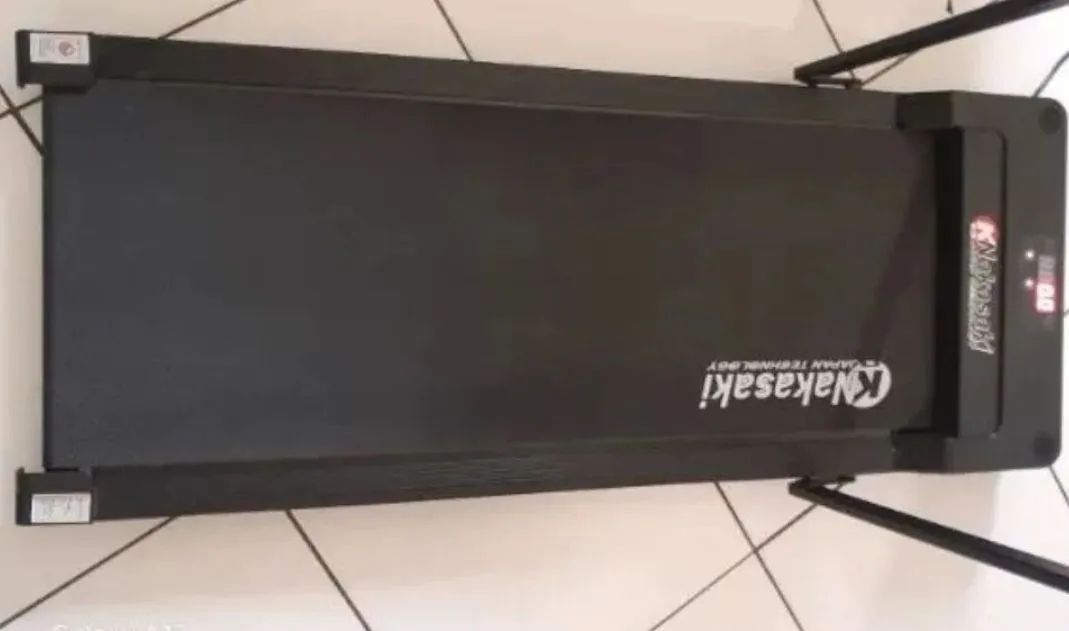 VENDO ESTEIRA ERGOMETRICA BIVOLT  - Foto 5