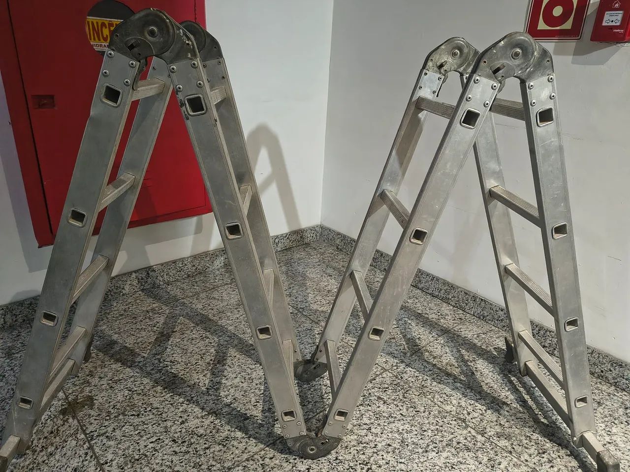 Escada articulada  - Foto 3