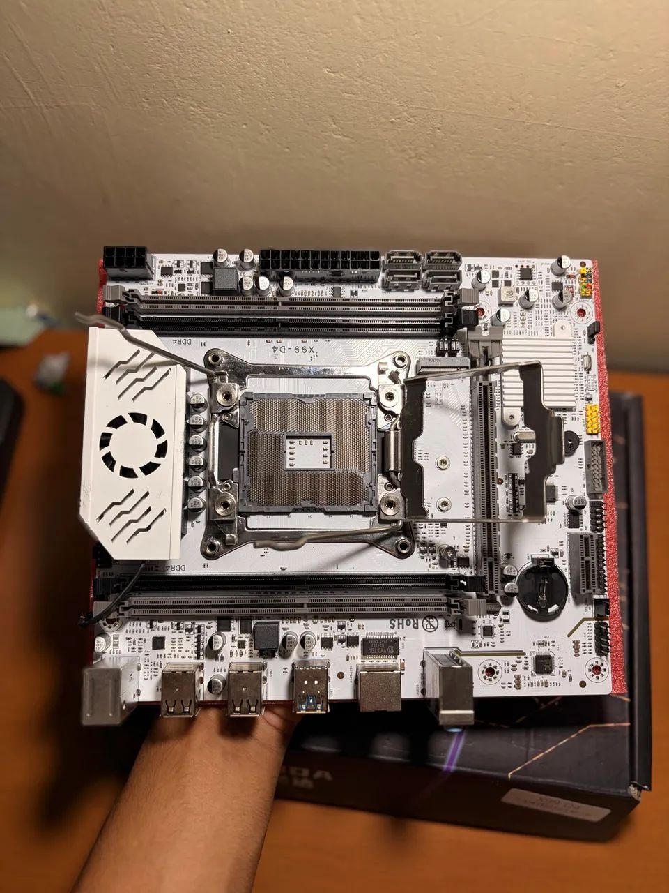 Placa-mãe QIYIDA X99 D4 ? Nova, Nunca Usada - Foto 4