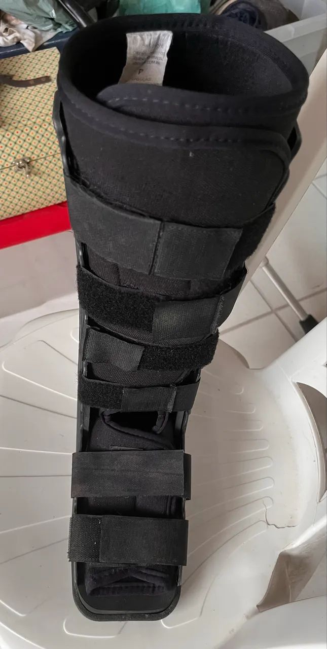 Vendo bota ortopédica 
