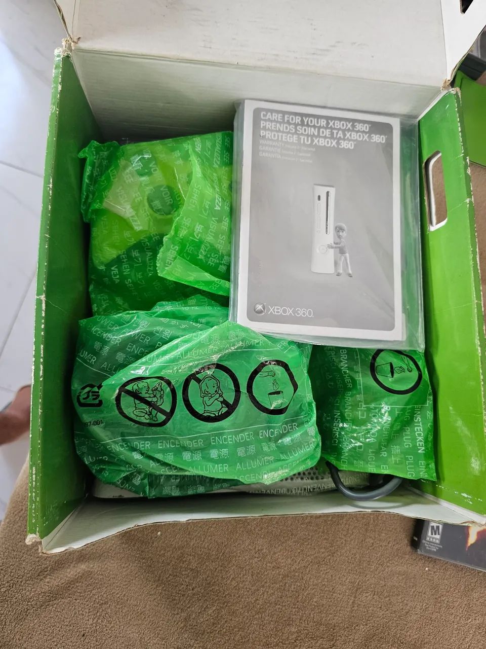 Xbox 360 com HD e jogos 