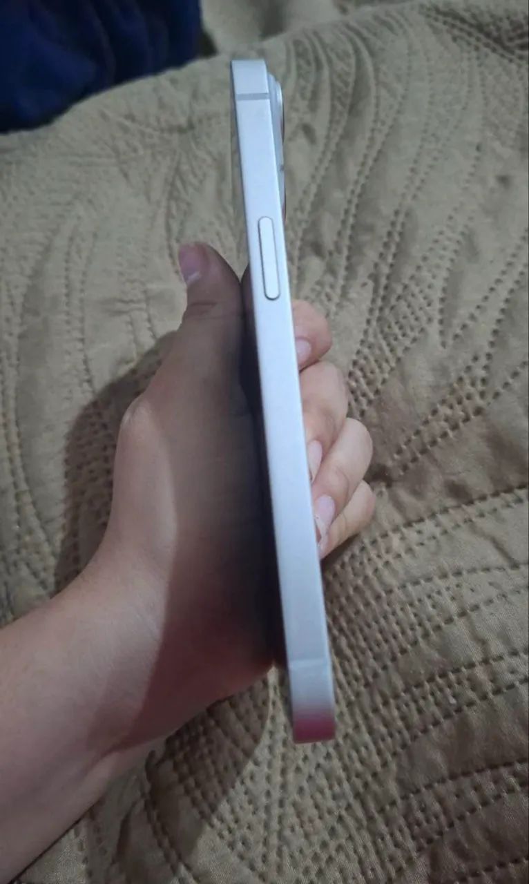 iPhone 14  - Foto 3