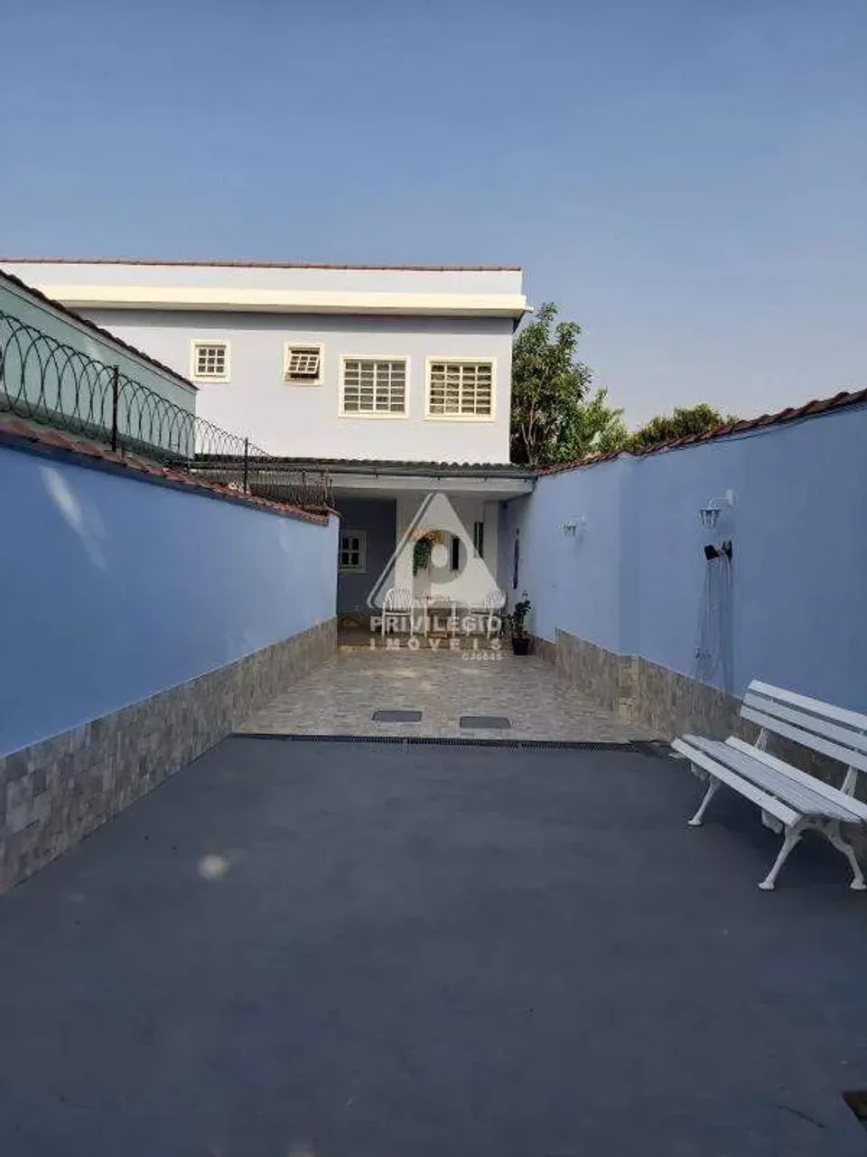 Espetacular Casa com 4 quartos em Nova Iguaçu
