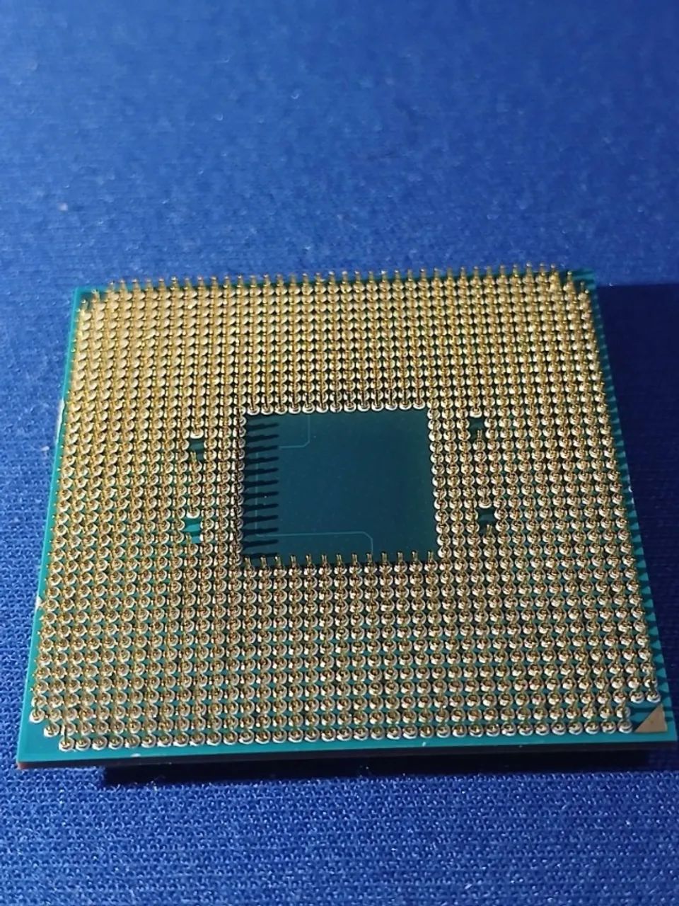 Processador AMD Ryzen 3 3200G - Foto 3