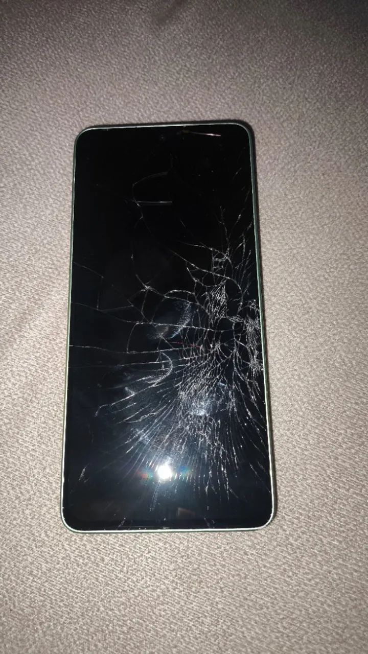 Celular redmi qubrado - Foto 3